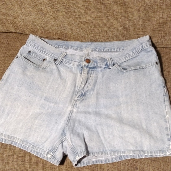 Lee riveted Jean shorts size 16 - Picture 1 of 4